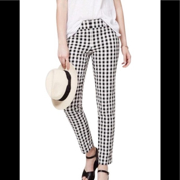 LOFT Pants - Loft Seersucker Buffalo Check Crop Pants